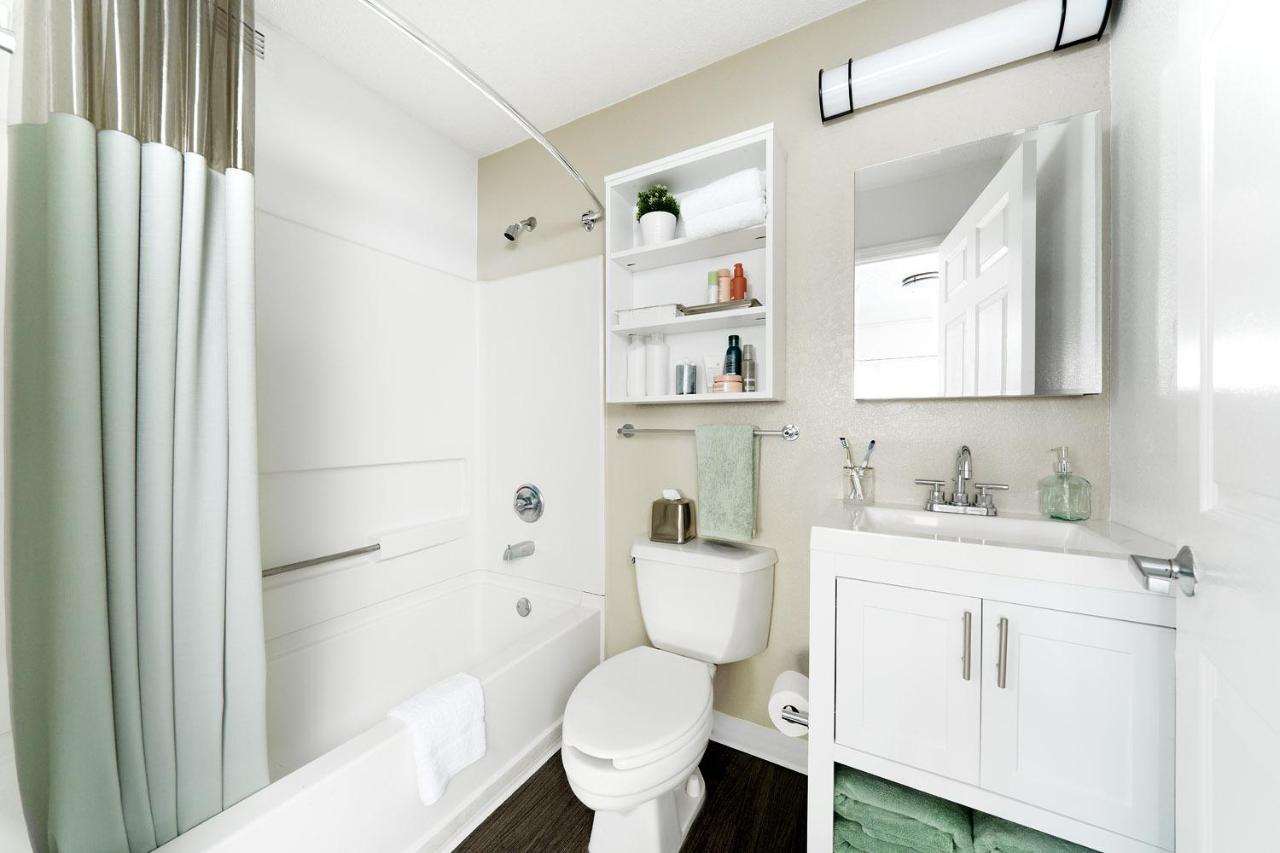 Intown Suites Extended Stay West Palm Beach Fl - Military Trail Rd Lake Park Екстер'єр фото